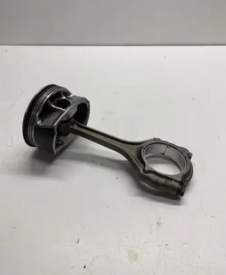 Chrysler Pacifica Piston with connecting rod