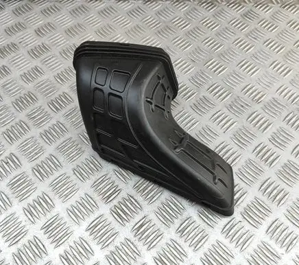 Audi A5 8T 8F Air intake duct part 8R0129739A