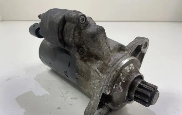 Volkswagen PASSAT B6 Starter motor
