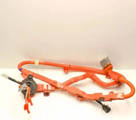Toyota Camry VIII XV70 Positive cable (battery) 821H106010