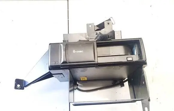 Audi A6 S6 C5 4B CD/DVD changer 