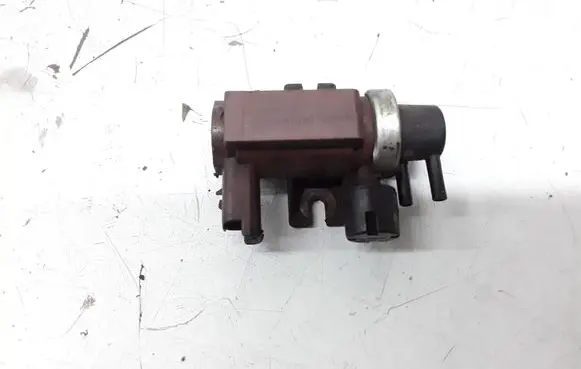 Volvo V50 Turbo solenoid valve 70096602 9650098380