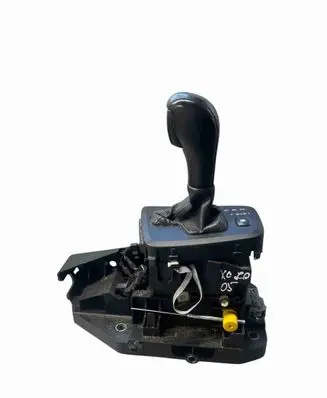 Volvo XC70 Gear selector P08699280