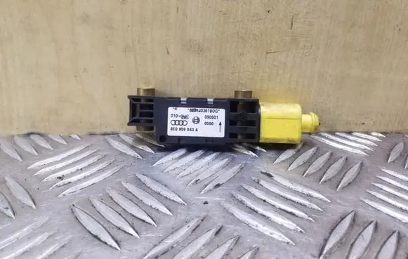 Audi A4 S4 B6 8E 8H Airbag deployment crash/impact sensor 8E0959643A
