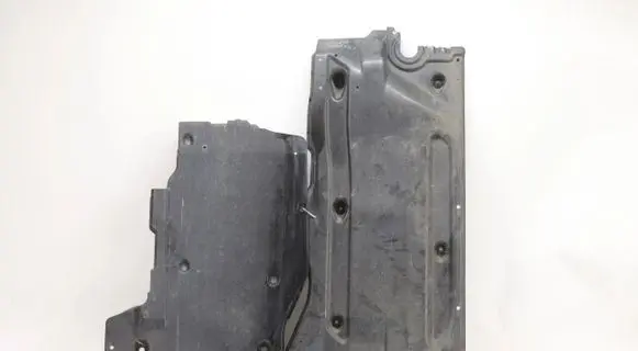 Seat Leon IV Engine splash shield/under tray 5WA825201B5785008