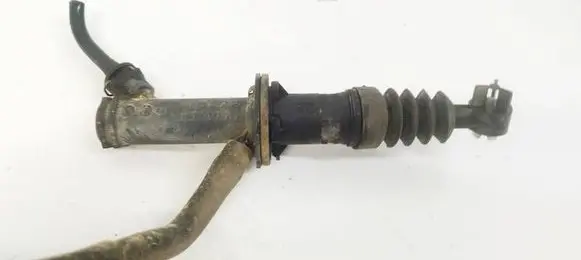 Renault Modus Clutch master cylinder 8200436137