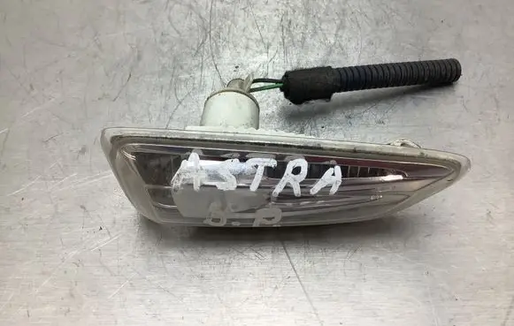 Opel Astra J Front fender indicator light A046341 E2085 TM35SAE