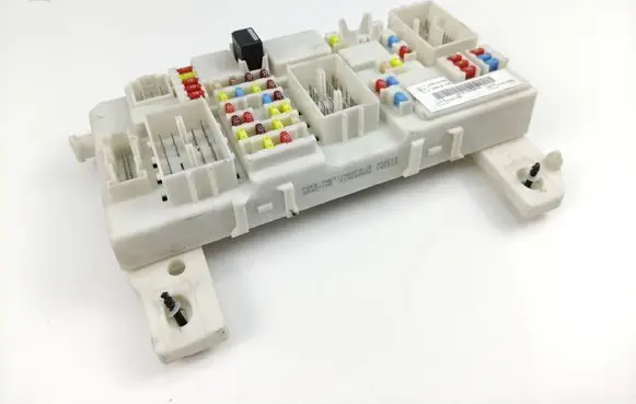 Ford Kuga I Fuse module 7M5T14A073JF 519200802