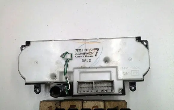 Subaru Impreza II Climate control unit