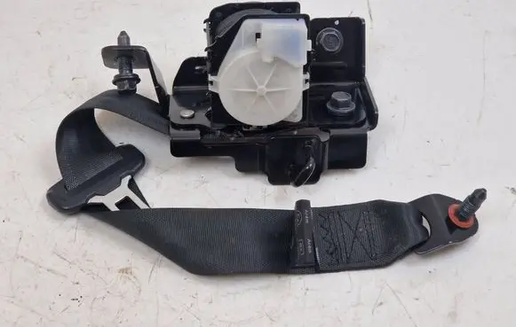 Hyundai i40 Rear seatbelt 898103Z000