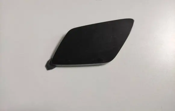 Volvo XC60 Front tow hook cap/cover 31455179