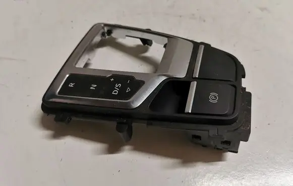Audi Q5 SQ5 Gear shifter surround trim plastic 80B713111C