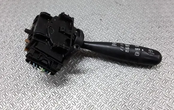 Toyota Yaris Verso Wiper control stalk 173647