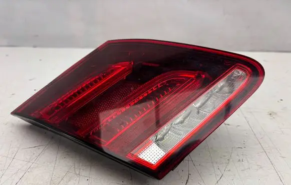 Mercedes-Benz E AMG W212 Tailgate rear/tail lights 613991