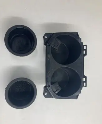 Cup holder front