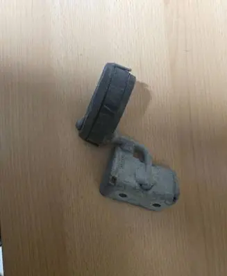 BMW X3 F25 Muffler mount bracket/holder 8509666
