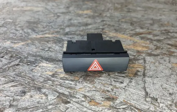 Audi A6 S6 C6 4F Hazard light switch 4F0941509