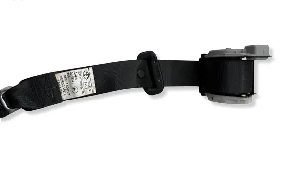 Toyota Auris E180 Rear seatbelt 7336002740 066574 140217