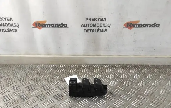 Toyota Prius Prime Electric window control switch 515676B 8404047080