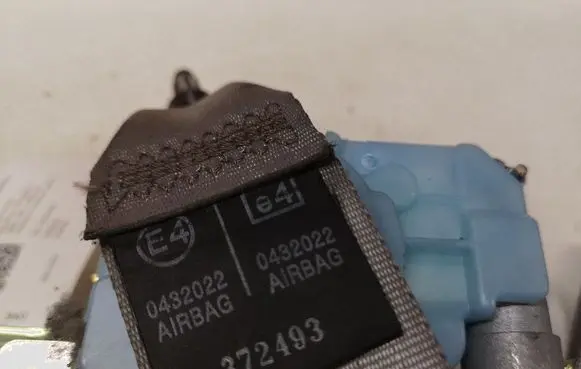 KIA Sorento Front seatbelt 372493