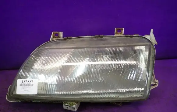 Volkswagen Sharan Headlight/headlamp 0301048301