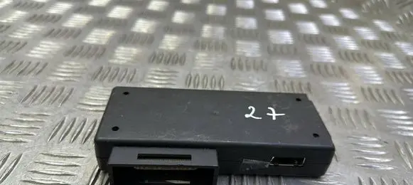 Mercedes-Benz E W211 Phone control unit/module A2038202585 1304832CK11