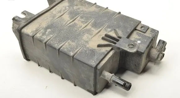 Ford Fusion II Active carbon filter fuel vapour canister FG939E857B