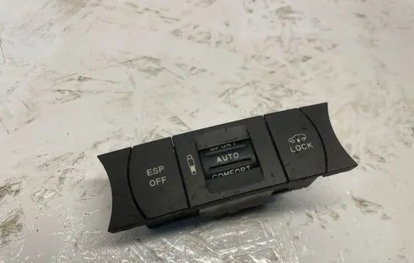 Volkswagen Touareg I Suspension ride height/mode switch 7L6927225E