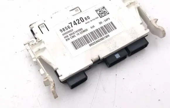 Peugeot 3008 III Battery control module 9856742080