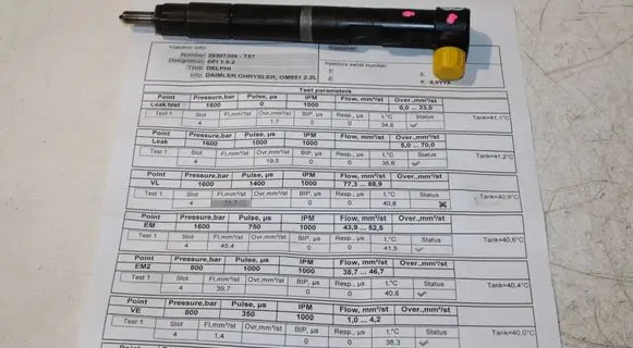 Fuel injector