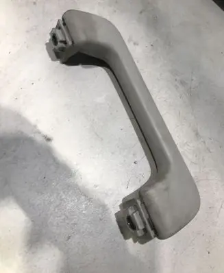 Audi A4 S4 B7 8E 8H Rear interior roof grab handle 8E0857607
