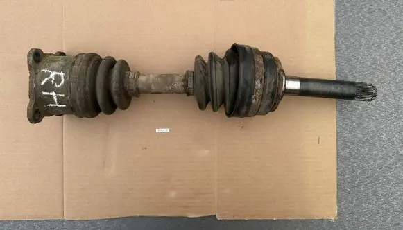 Mitsubishi Pajero Front driveshaft MB620329 MB620330