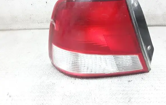 Hyundai Accent Rear/tail lights 92401252