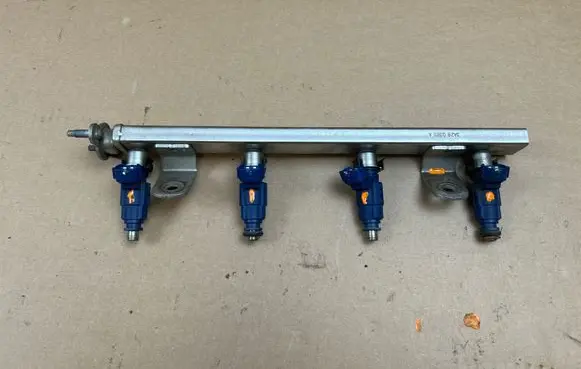 Hyundai i30 Fuel injectors set 353102B000