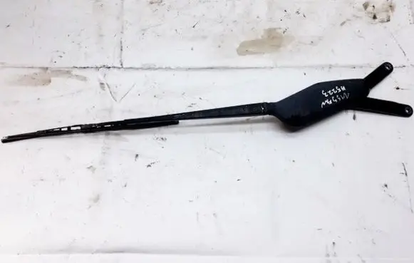 Nissan Almera Tino Front wiper blade arm