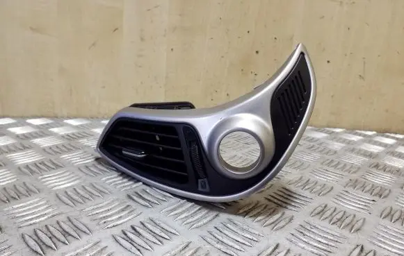 Hyundai ix35 Dash center air vent grill 974202S950TAN
