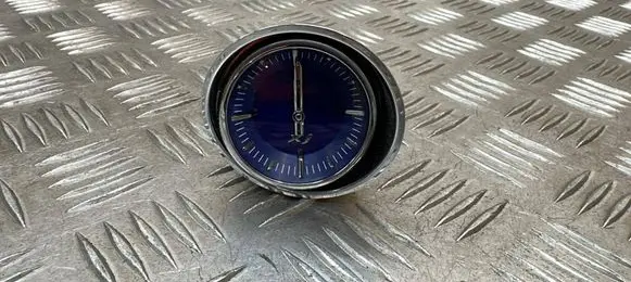 Jaguar XJ X351 Clock AW9315000AF
