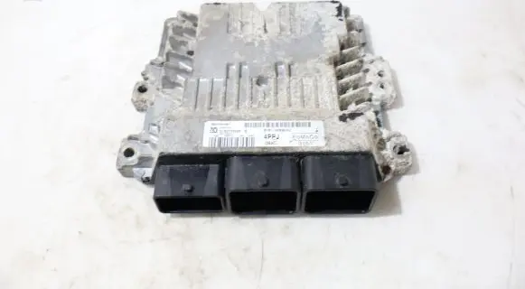 Ford Focus Engine control unit/module ECU S180133036