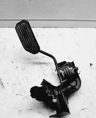 Toyota Avensis Verso Accelerator throttle pedal 8928135020