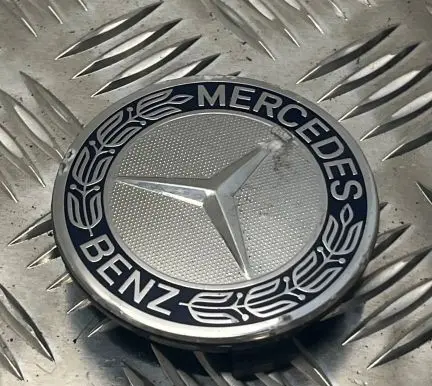Mercedes-Benz E W212 Original wheel cap A1714000025