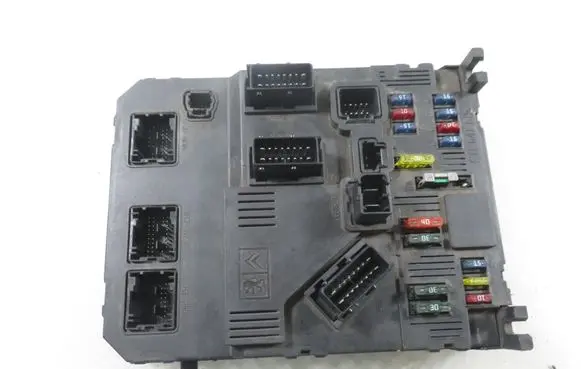 Citroen C3 Central body control module S118085200G
