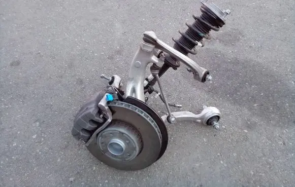 Mercedes-Benz E W214 Front wheel hub spindle knuckle A2323230100 2140400 L93638