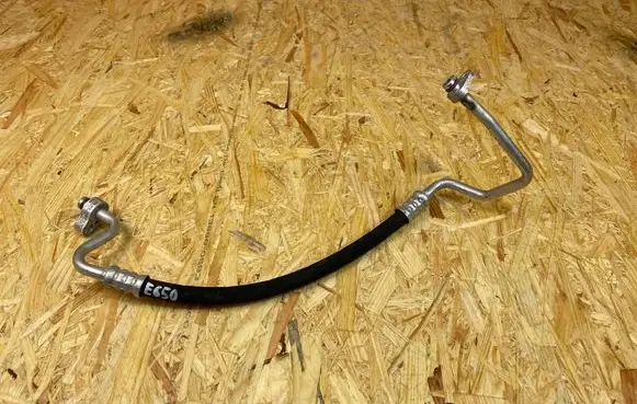 Air conditioning (A/C) pipe/hose