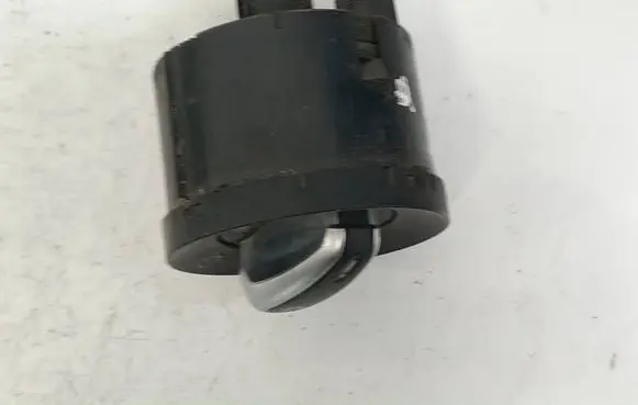 Volkswagen PASSAT B7 Light switch