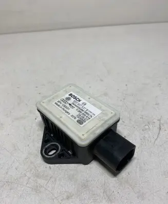 Audi A6 S6 C6 4F ESP acceleration yaw rate sensor 8E0907637B 7004666 0265005618