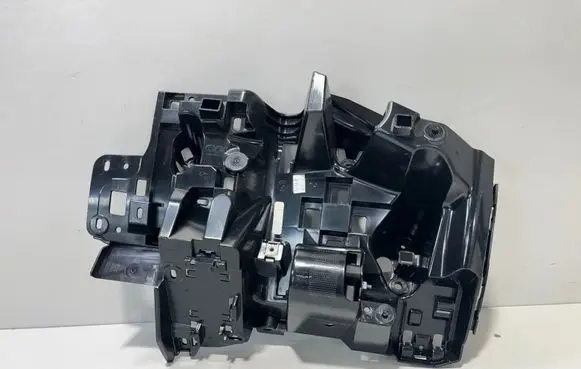 BMW X6 G06 Rear bumper mounting bracket 8086294