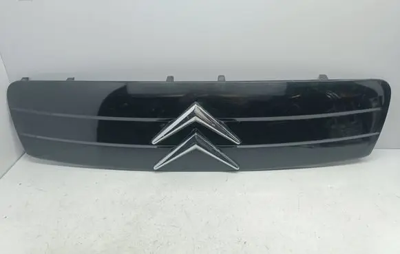 Citroen C2 Front bumper upper radiator grill 9643596477 33172M 1858316016