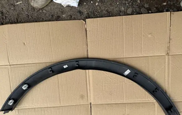 Opel Mokka X Rear arch trim 95164505