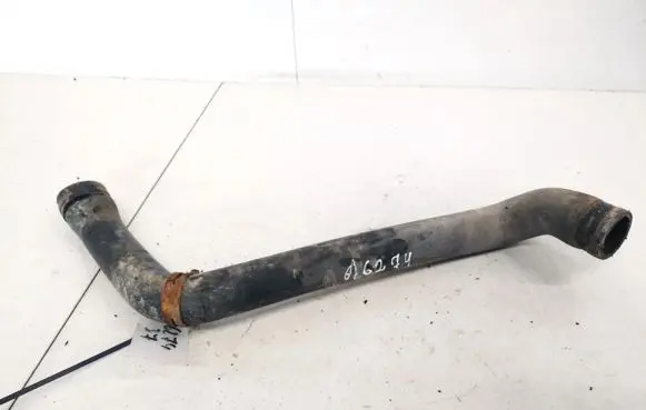 Volkswagen Golf III Engine coolant pipe/hose