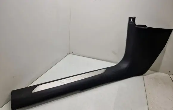 Porsche Macan (95B) Front sill trim cover 95B863483